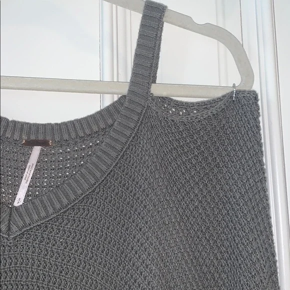 Free People Olive Green Sweater - Picture 5 of 6